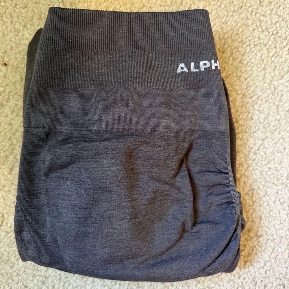 Contour Alphalete leggings